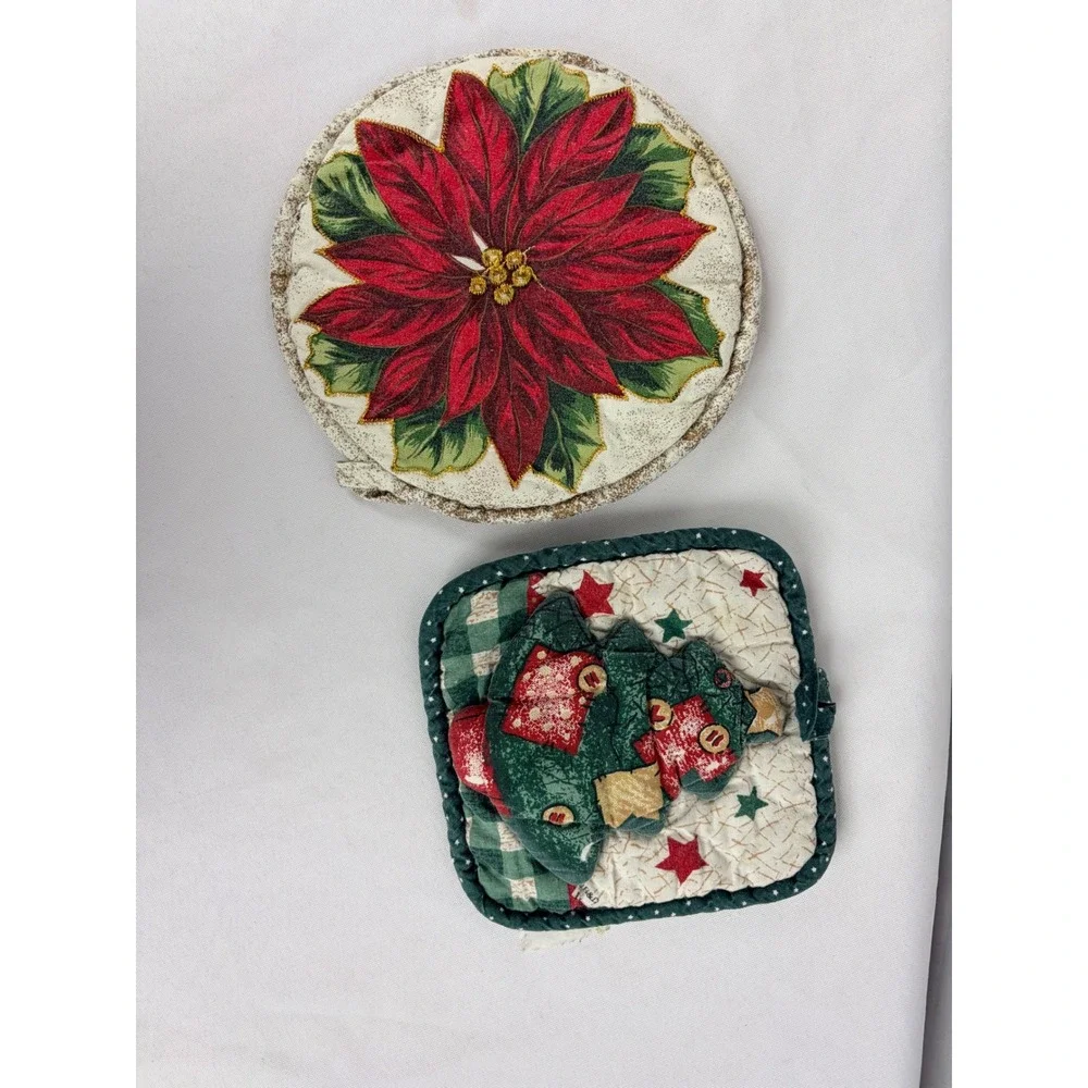 Vintage Christmas Pot Holder Set Poinsettia and 3D Christmas Tree Quilted Cotton